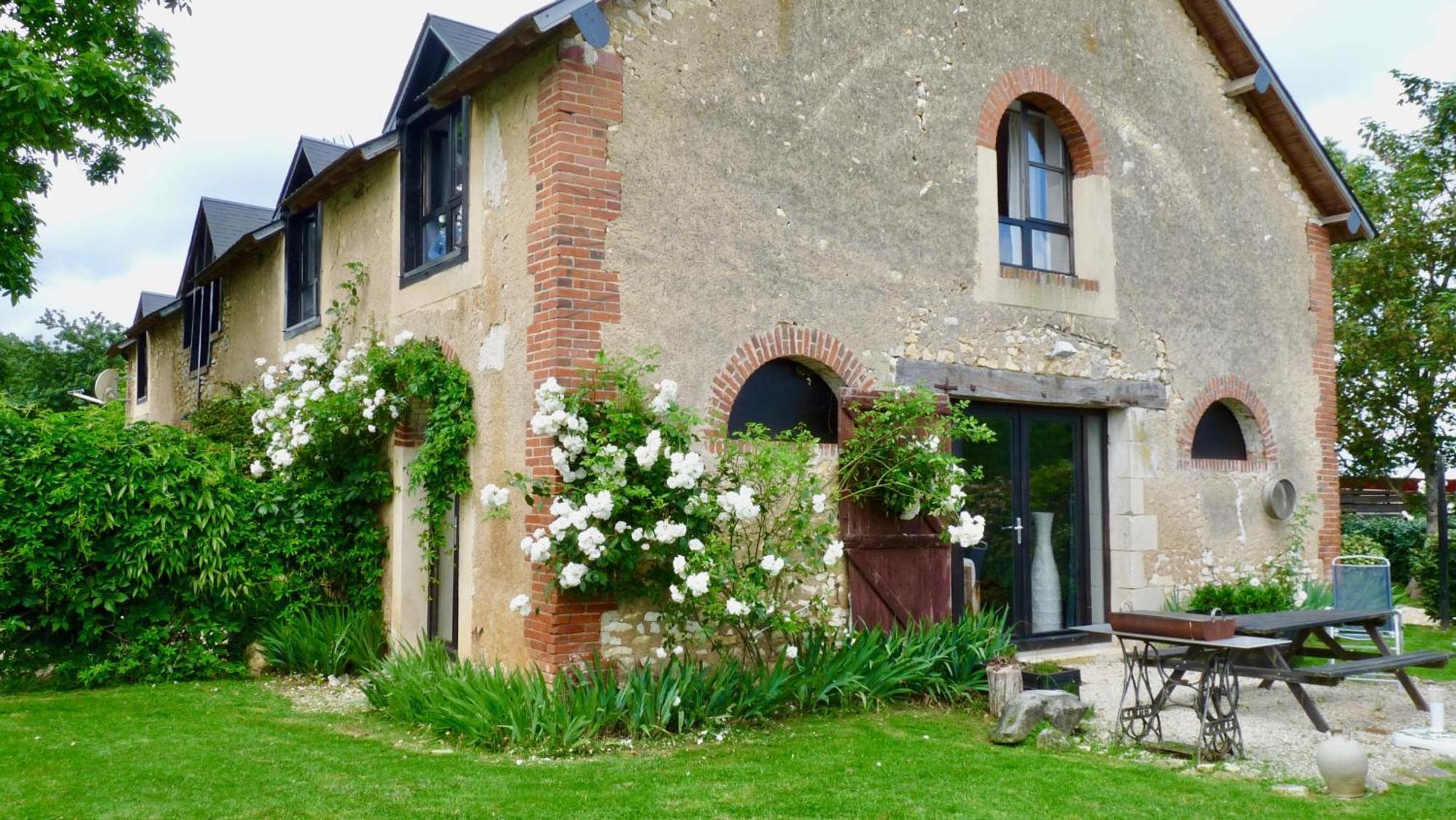 Angles-sur-lʼAnglin La Ligne B&B 외부 사진